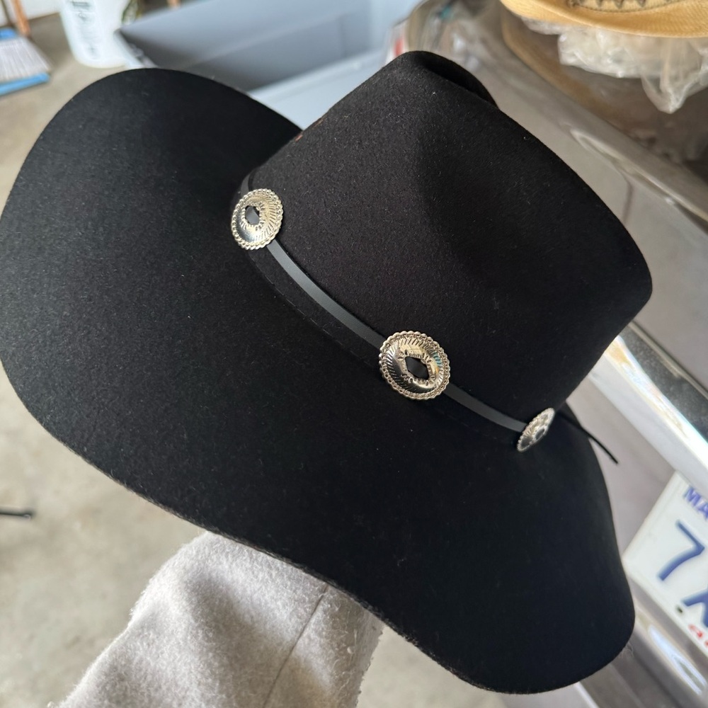 Charlie 1 Horse Hat.
